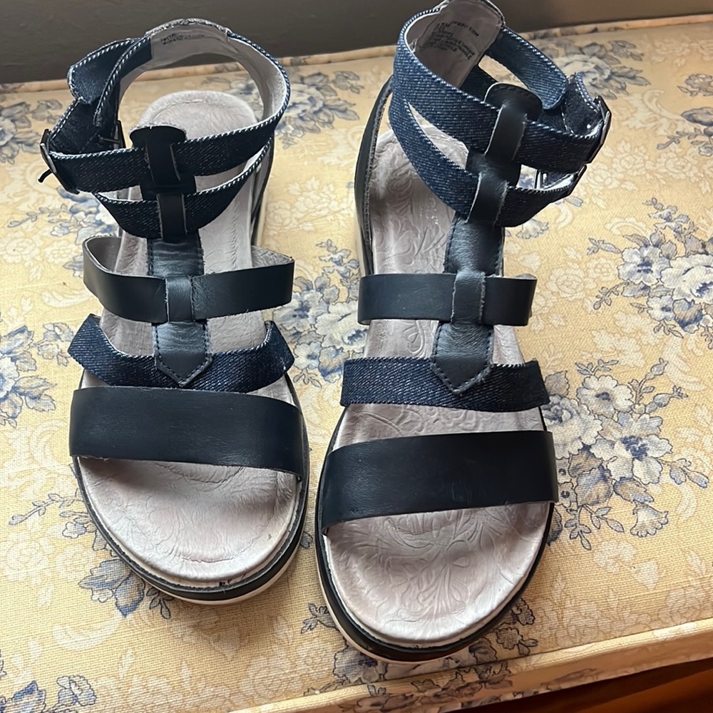 Jambu Piper gladiator sandal